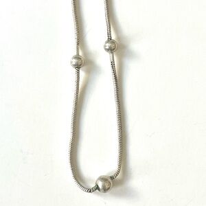 thin delicate silver chain bracelet with silver beads & clasp